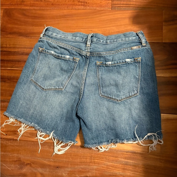 KanCan Frayed Hem Blue Jean Shorts‎ (11) - Picture 7 of 8